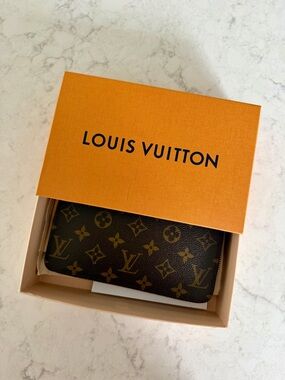 Louis Vuitton Monogram Zip Around Wallet in Brown and Gold